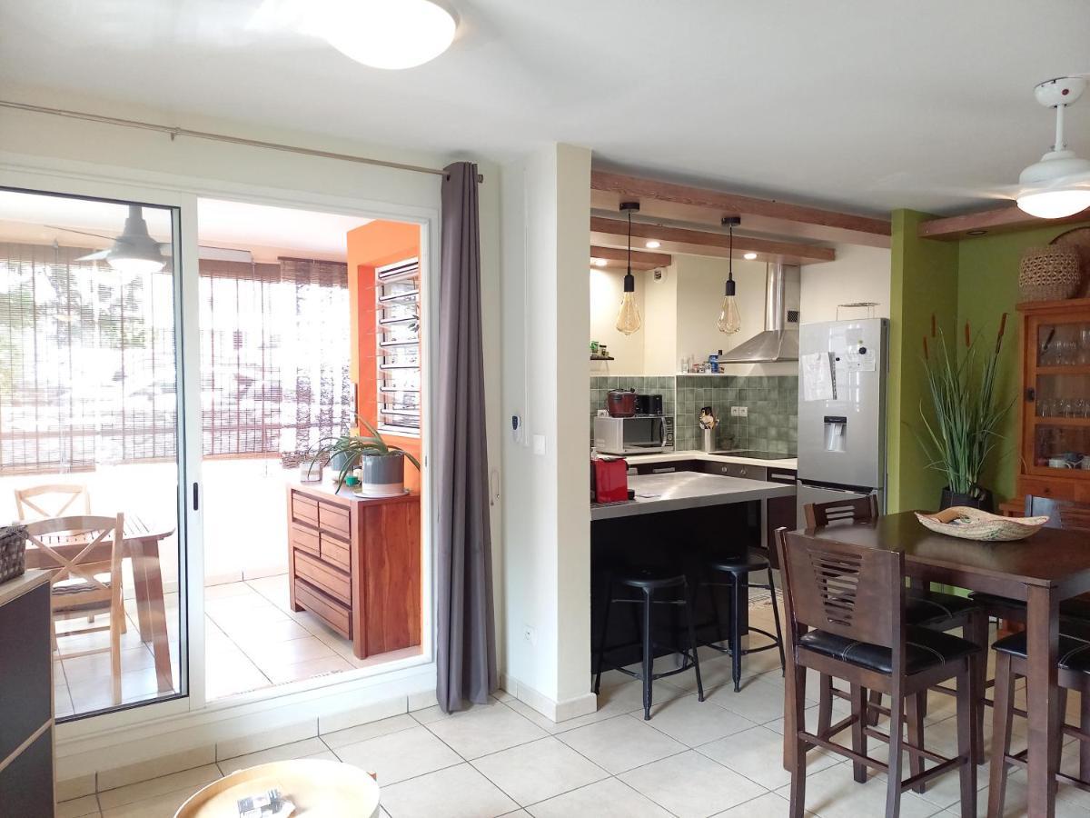 Bel Appartement Avec Terrasse Proche Des Plages Saint-Gilles-les-Bains Exterior foto